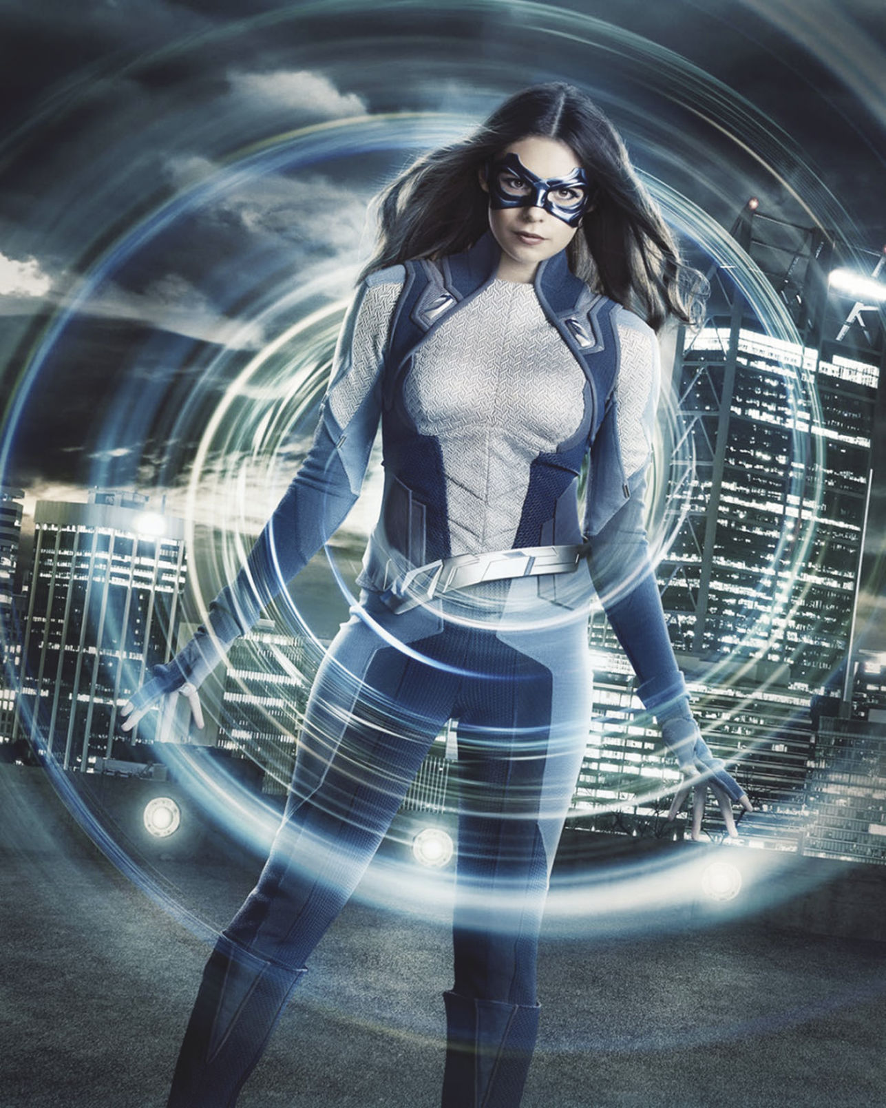 Nicole Maines-Supergirl